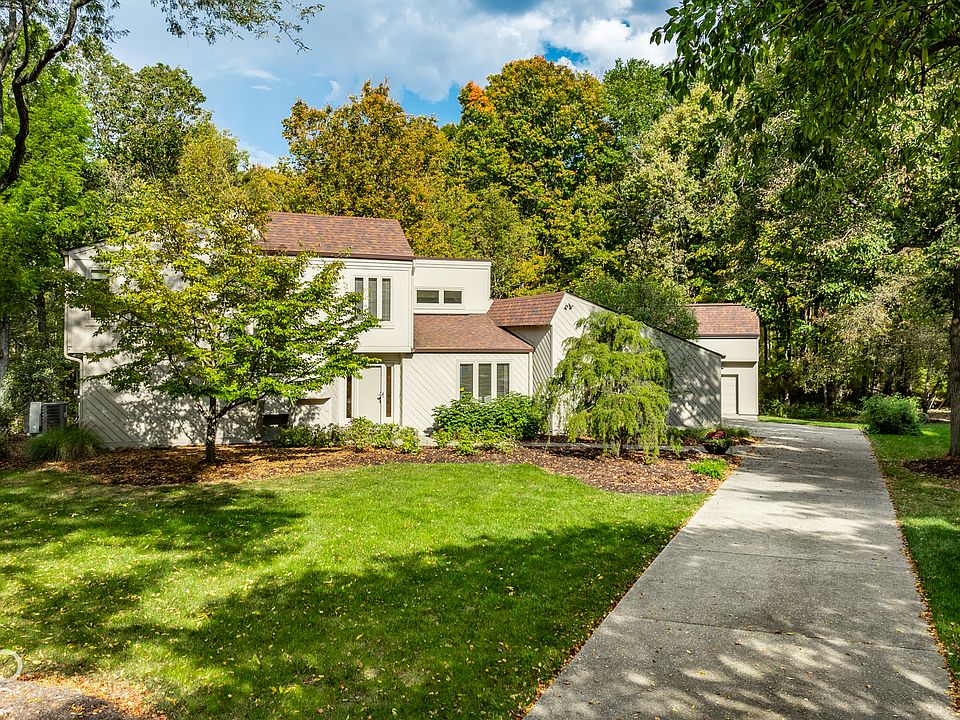 1st image of 7702 Traders Cove Ln