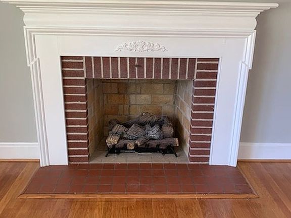 4th image of 414 Jefferson St