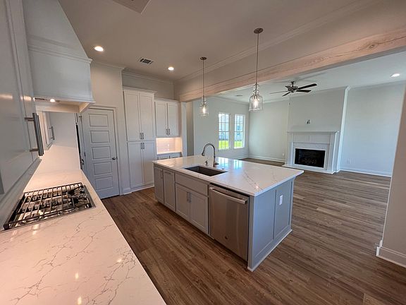 2nd image of 4773 Cottage Oaks Dr