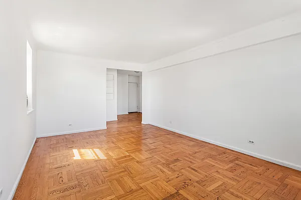 Sold by Bohemia Realty Group | media 5