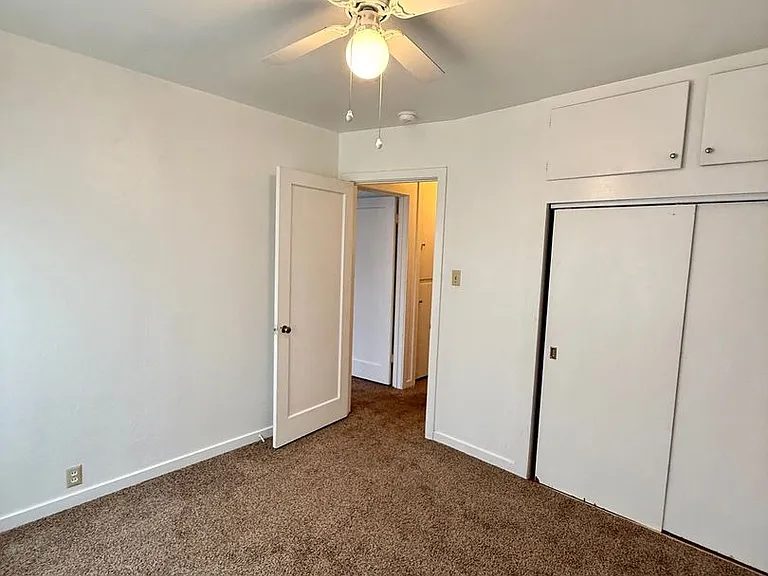462 S Shasta St — Photo 11