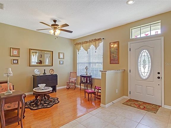 4th image of 2451 Brixham Ave #1