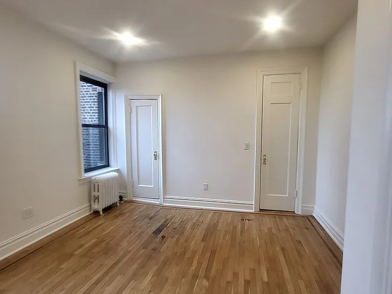 1212 Ocean Ave #5E — Photo 9