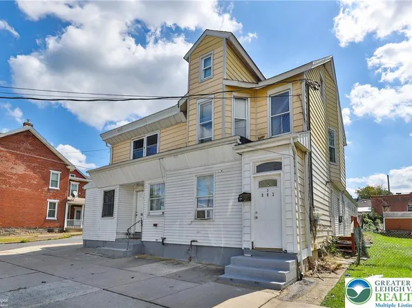 902 W Wilkes Barre St, Easton, PA 18042