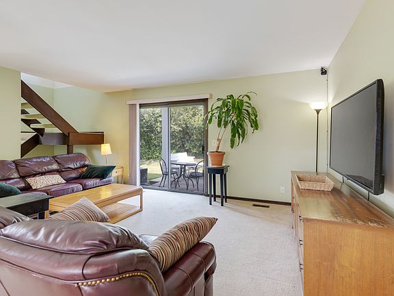 4th image of 1894 N Alpine Dr