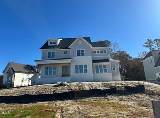 401 Stable Valley Dr, Fuquay Varina, NC 27526