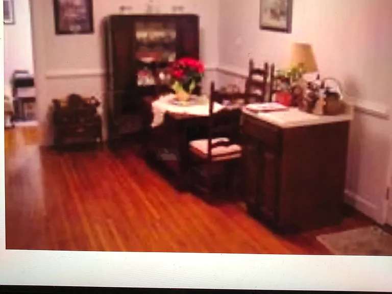 Kitchen area in 5221 Green Cove waterfront 4BR/2BA house and pier in Lake Wylie, SC FSBO for $899,000.