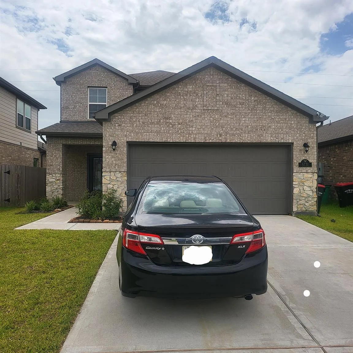 4 bed, 2.5 bath, 2139 sqft, $3,000 — Photo 1