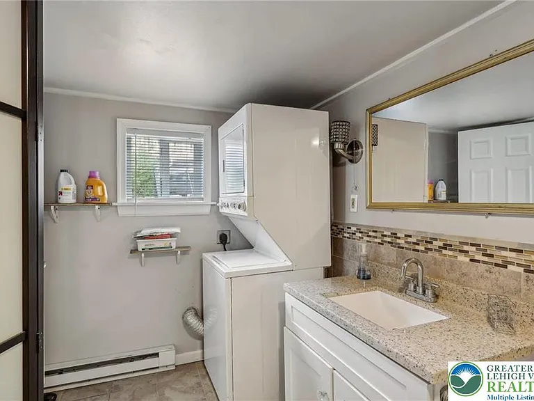 3203 Washington St — Photo 14