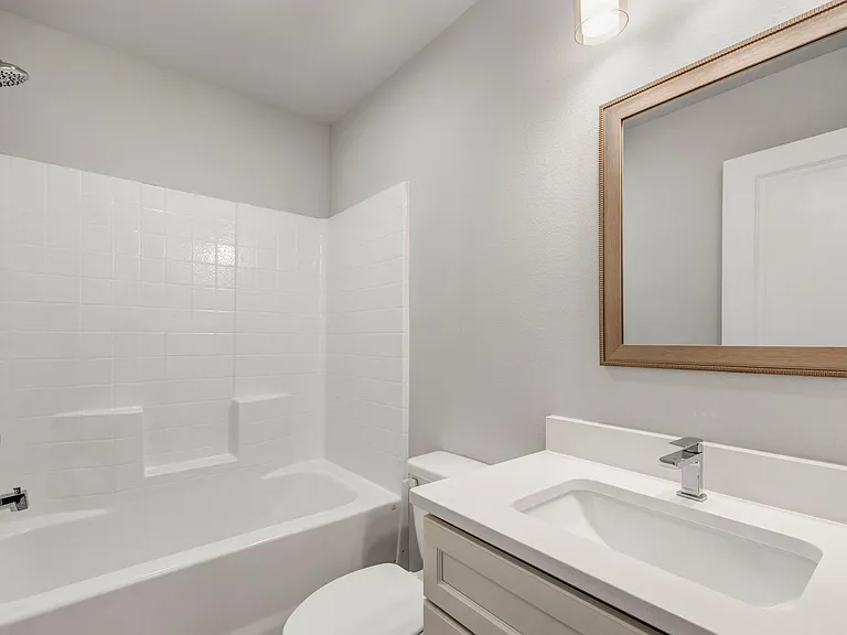 1415 Scott St — Photo 8