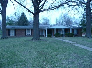 400 Sunnyslope Dr, Ballwin, MO