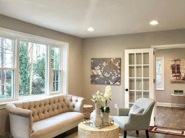 5002 Cree Ln, College Park, MD 20740