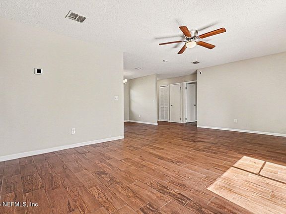 2nd image of 2709 PINEWOOD Boulevard N