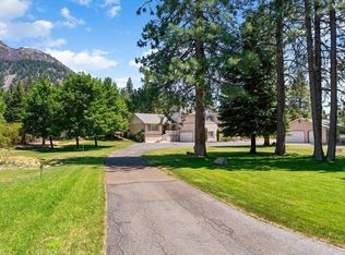 4900 N Old Stage Rd, Mount Shasta, CA 96067