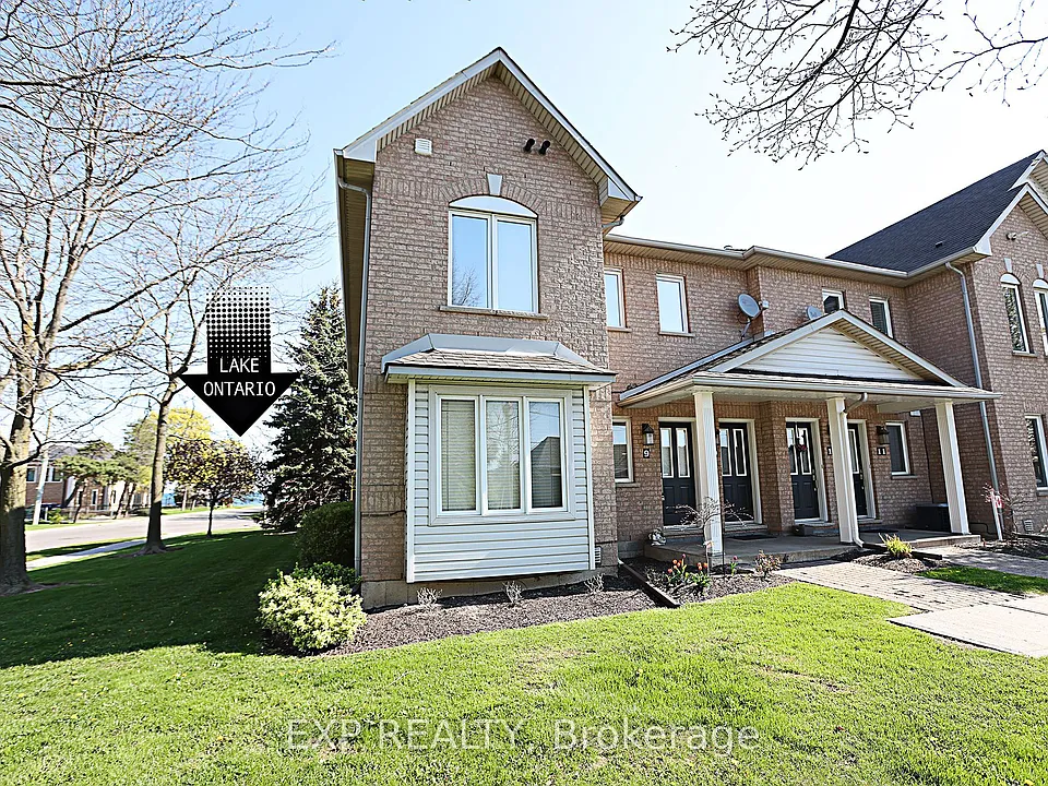 2 Harbour Dr #9