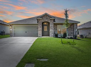 11812 McCabe Dr, Lorena, TX 76655
