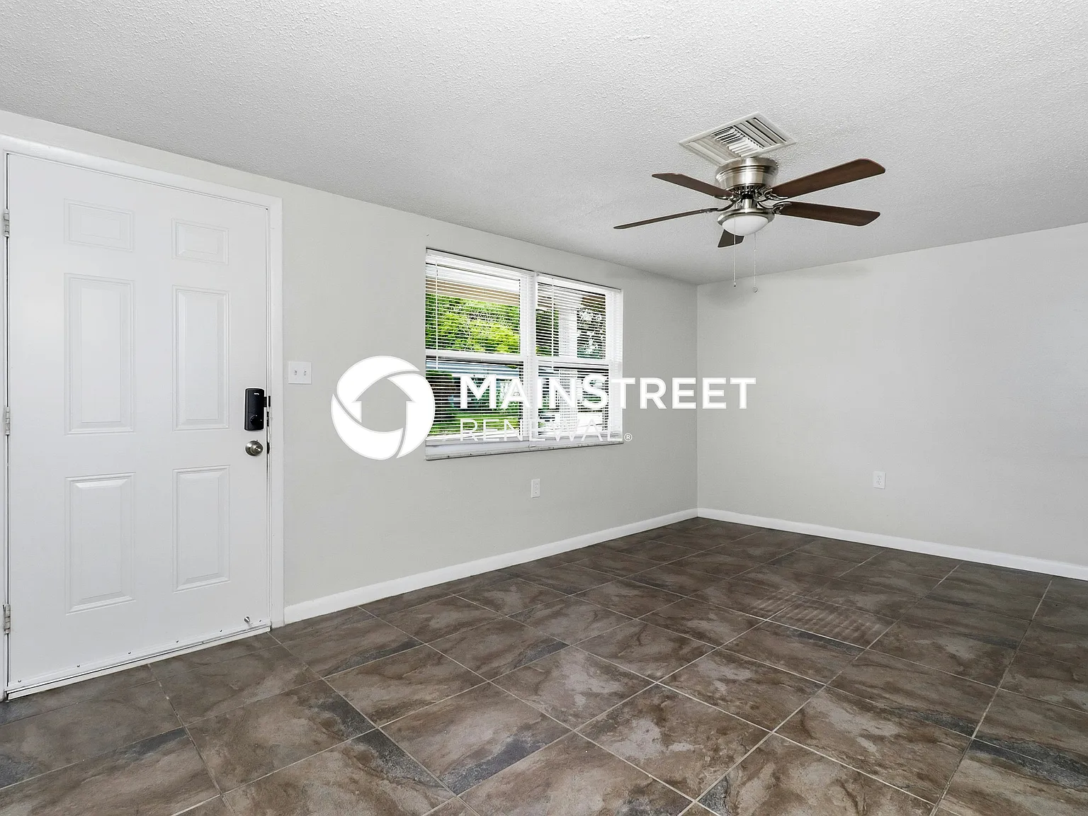 9411 Gray Fox Ln — Photo 3