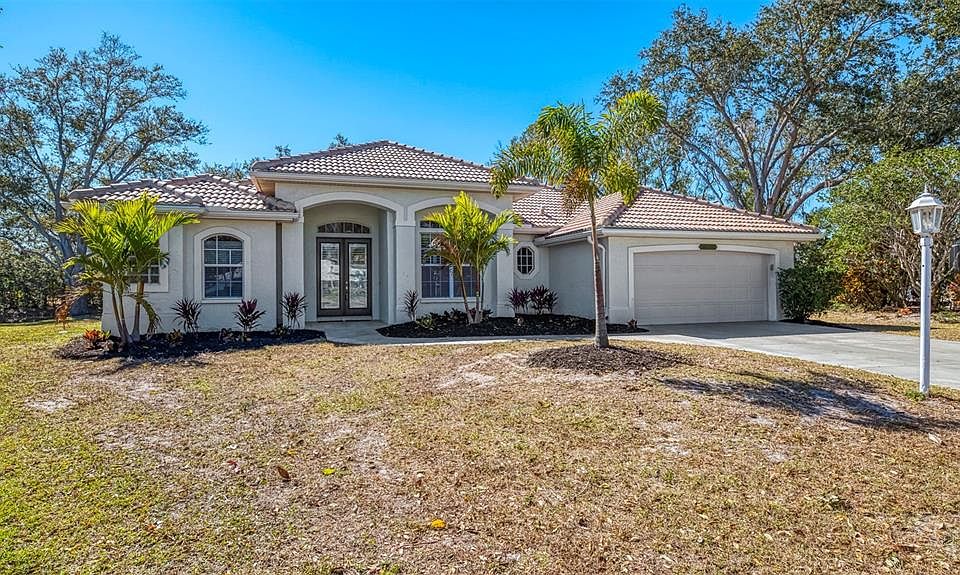 1st image of 4900 OLD OAKLEAF DRIVE