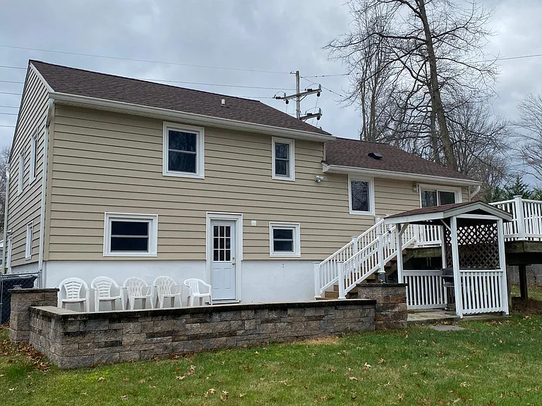 264 Malapardis Rd — Photo 11