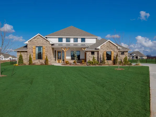 Chloe Plan, Prairie Estates