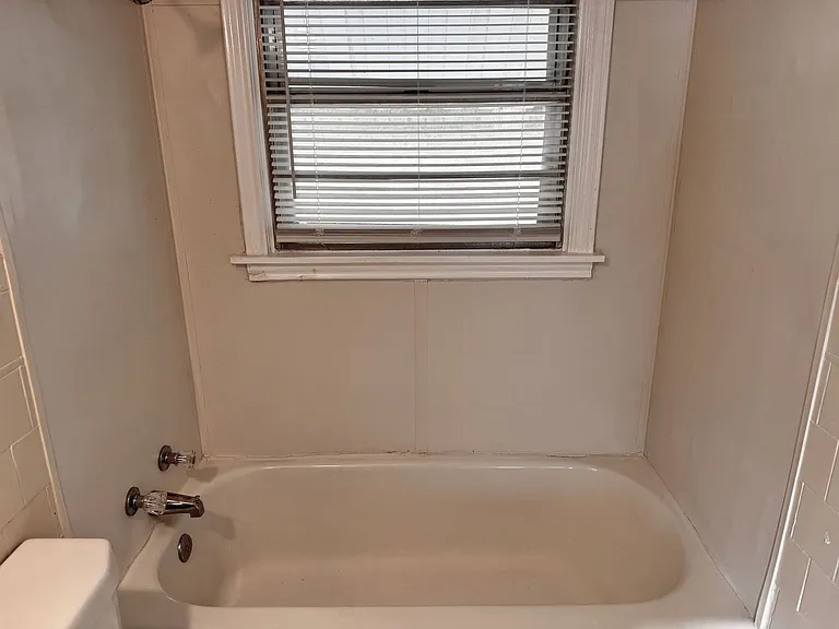 4326 Rhea Rd — Photo 17
