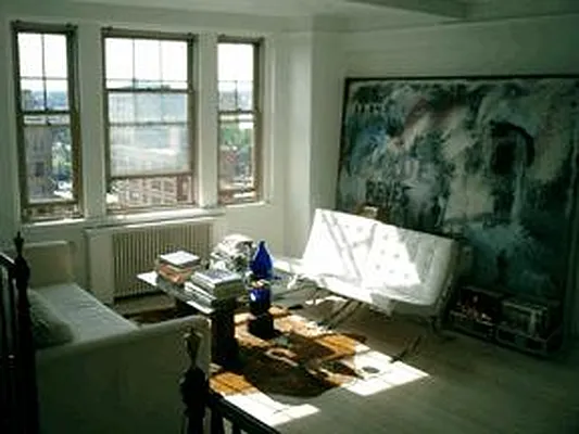 Rented by Domus Realty | media 61