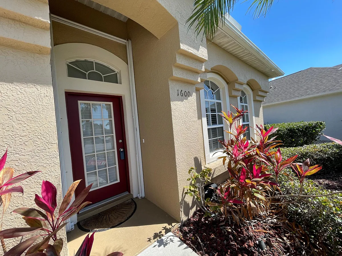 Building Photo - 1600 Tailfeather Ct