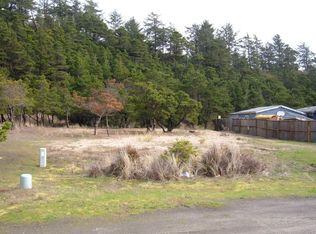 1213 NW Bayshore Dr, Waldport, OR 97394
