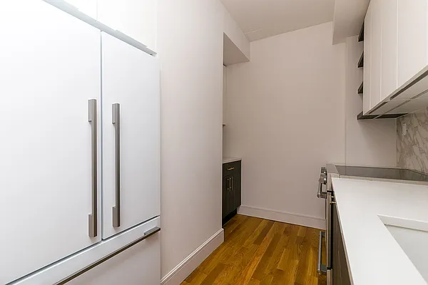 Rented by Nooklyn NYC LLC | media 27