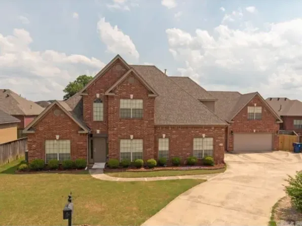 25 Toulouse Ct, Maumelle, AR 72113