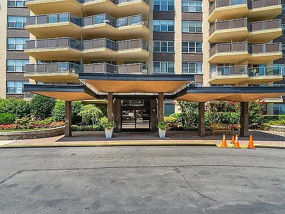 1st image of 17-85 215th St #303