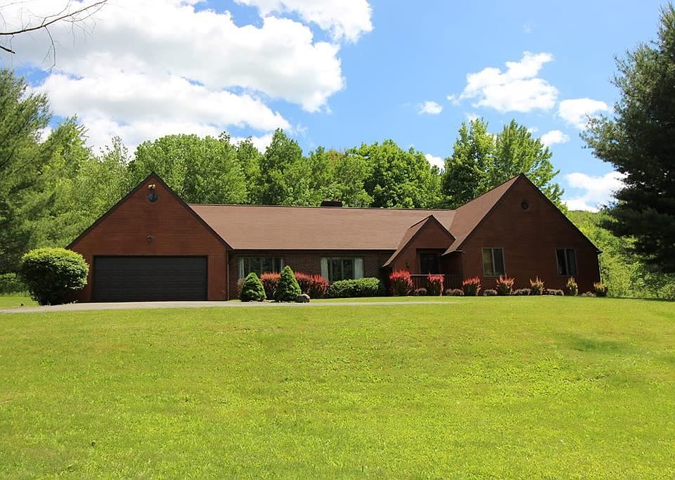 1st image of 42 Valley View Dr