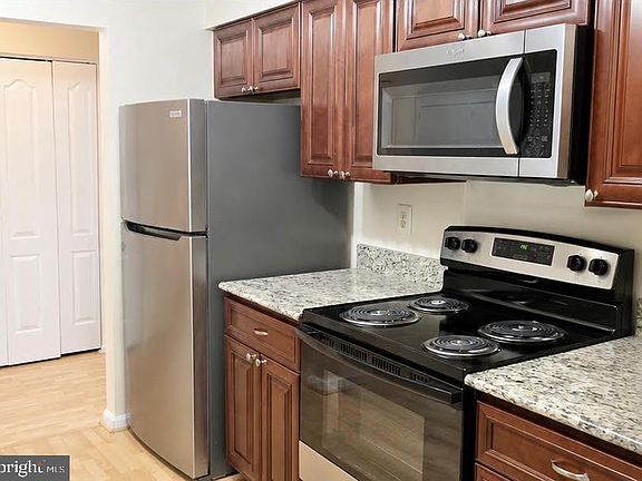 5th image of 8605 Falls Run Rd Unit E