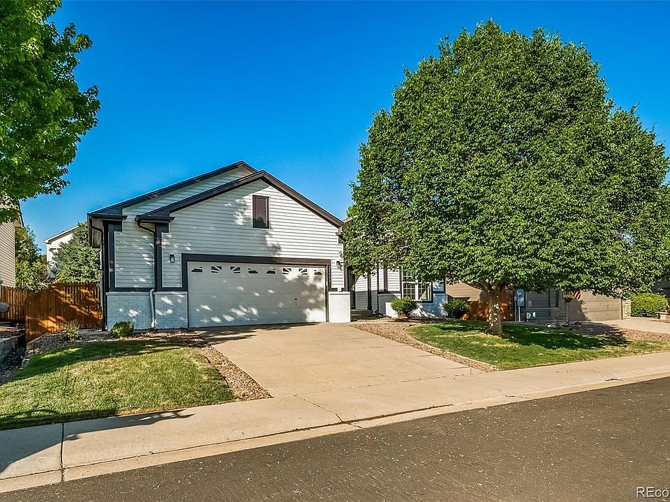 1st image of 21097 Hawthorne Lane