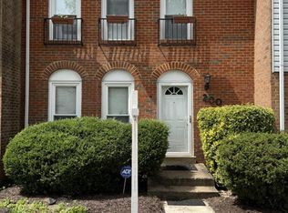 9200 Laurelwood Ct, Manassas, VA 20110