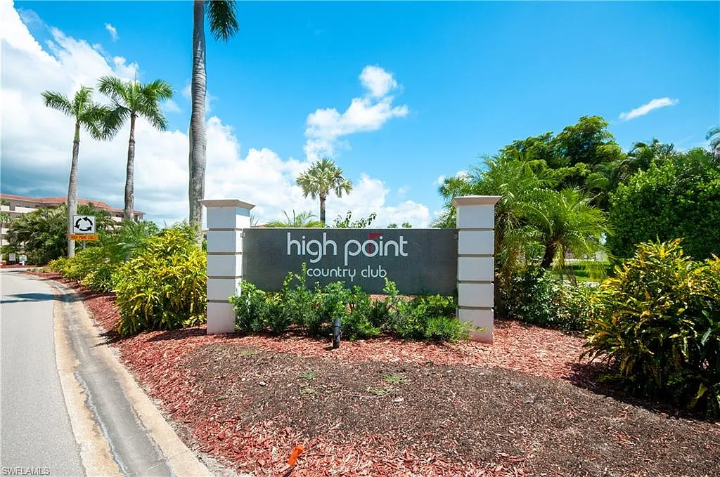 2 bed, 2.0 bath, 871 sqft, $2,395 — Photo 1