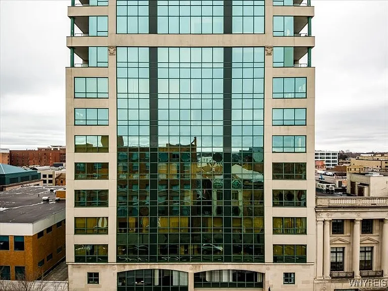 610 Main St #501 — Photo 3
