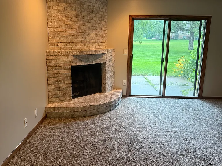 2523 Winding Way — Photo 6