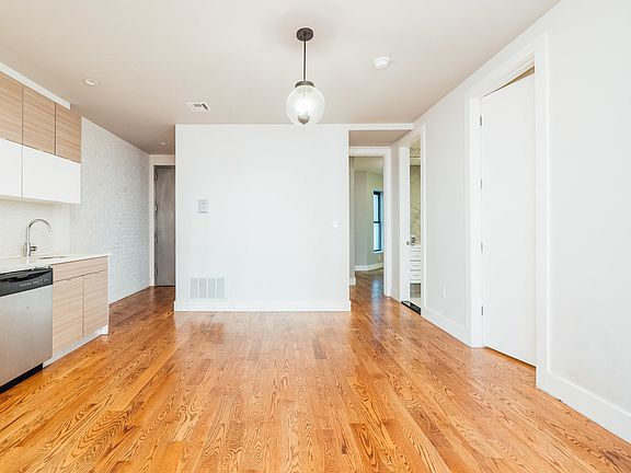 3rd image of 104 Rogers Ave #1H
