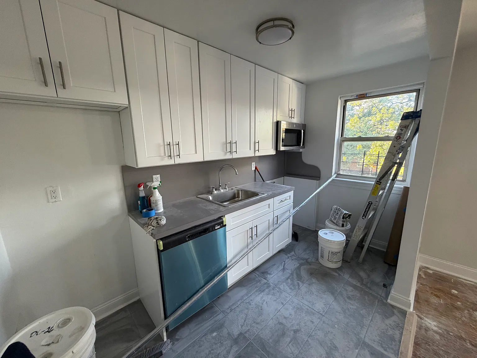 223rd Pl, Oakland Gardens — Photo 3