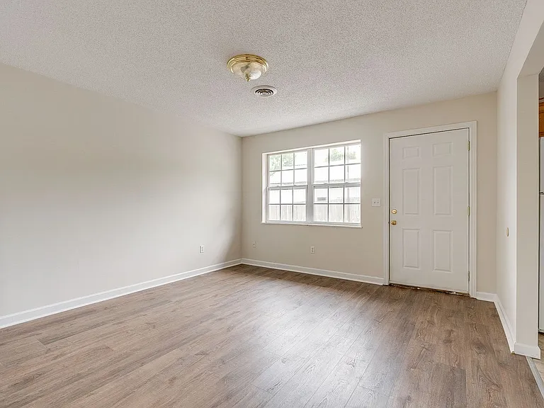 749 Nickelsville Hwy — Photo 24