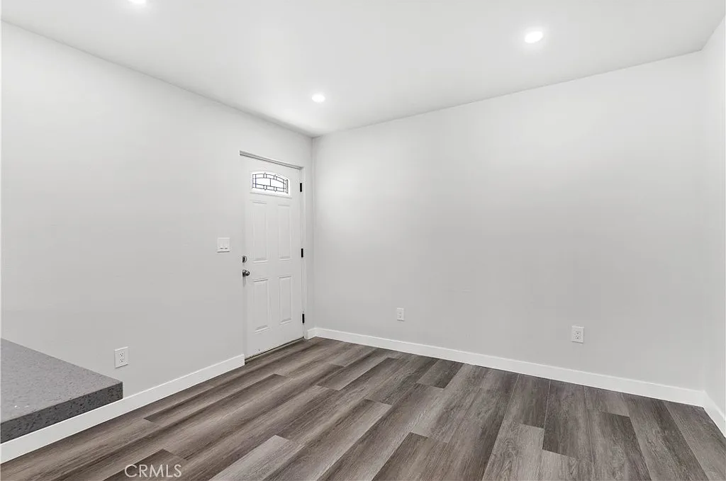 1 bed, 525 sqft, $2,100 — Photo 3