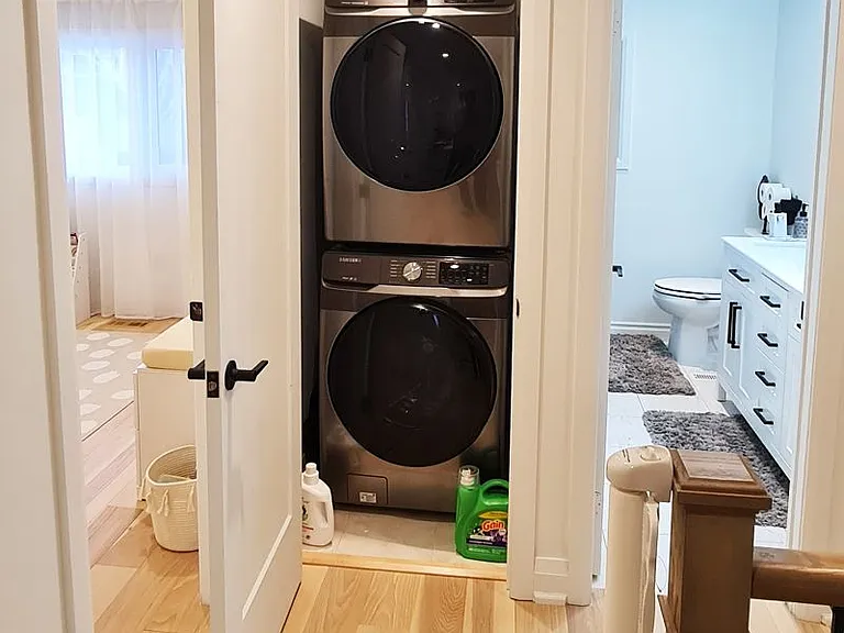 657 Cognac Cres #UPPER — Photo 14