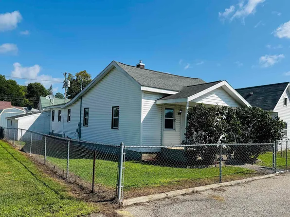 28 W 10th St, Peru, IN 46970