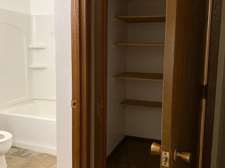 503 College Ave #B — Photo 3
