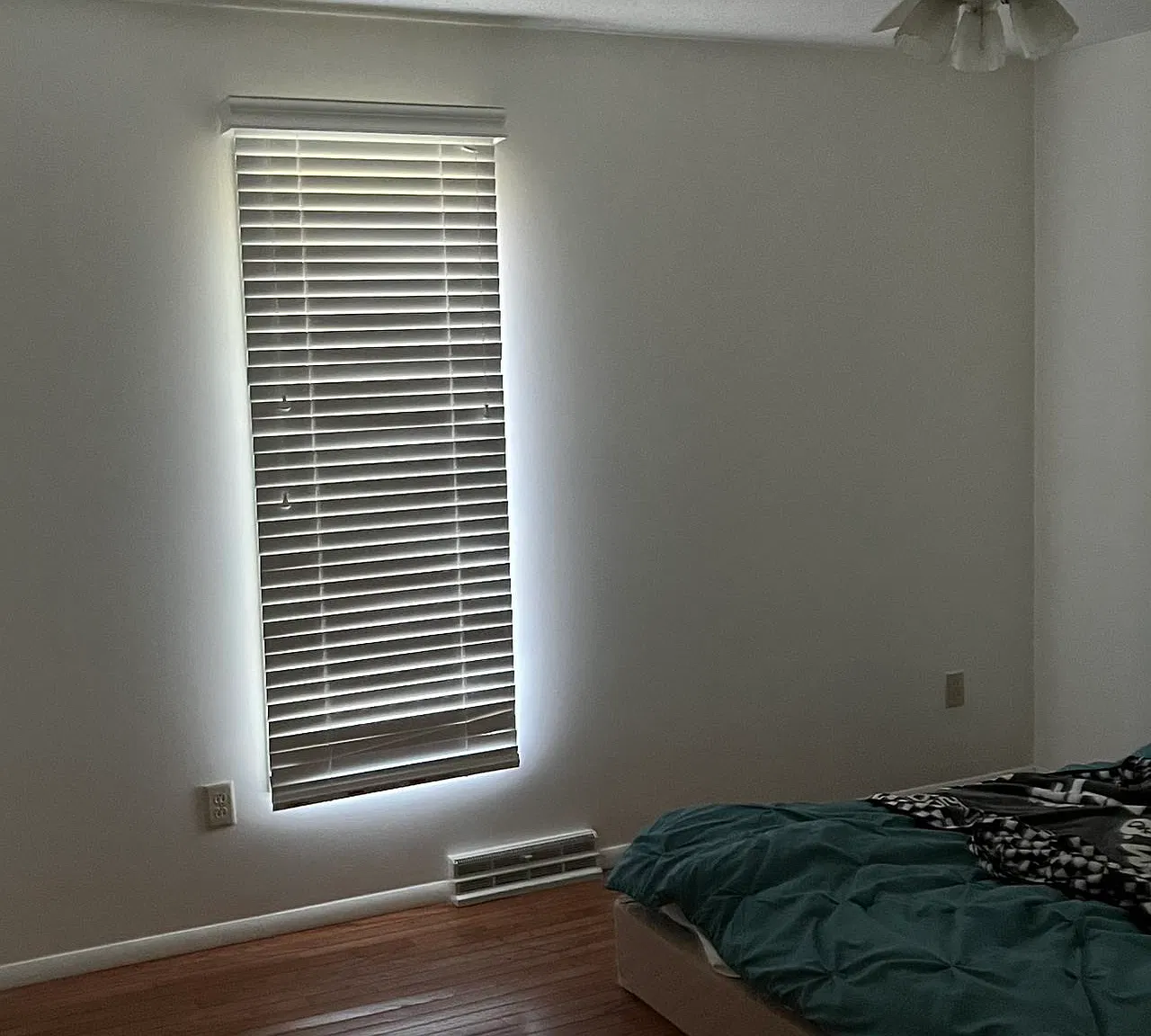 3 bed, 1939 sqft, $2,000 — Photo 2