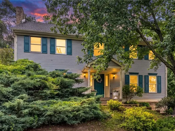 2414 Wedgewood Dr, Wexford, PA 15090