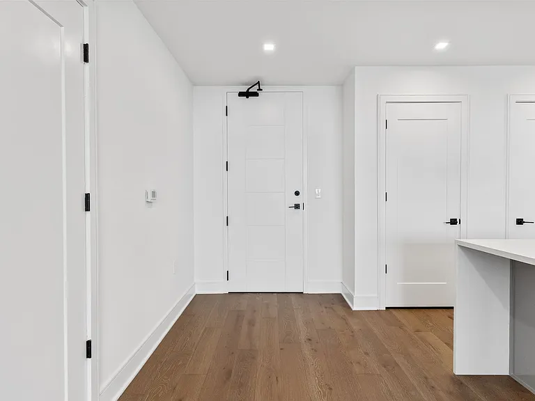 788 W Marietta St NW #908 — Photo 2
