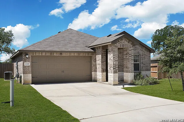3 bed, 2.0 bath, 1550 sqft, $2,150 — Photo 3