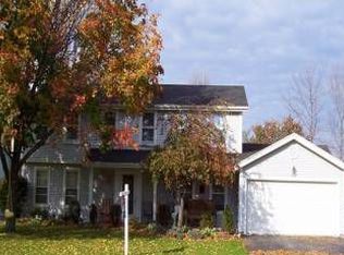 75 Northwood Dr, Greece, NY 14612